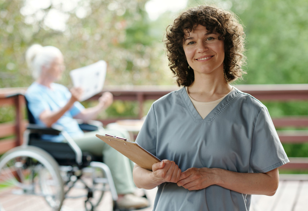 Providing freelance eldercare—is that possible?