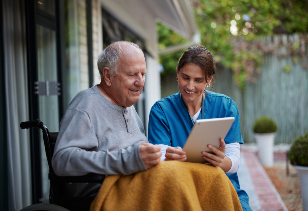 Are freelancers prohibited in nursing? Background and current legal situation