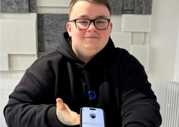 Dorian Drees im Interview mit der Recklinghäuser Zeitung: Wie FLEXXI Care die Pflege flexibler macht