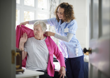 Kosten für eine Pflegekraft zu Hause